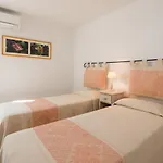 In S'abba E Sa Pedra Complex With Pool Appartement